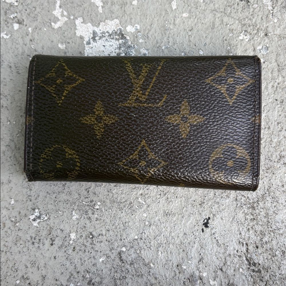 Vintage Louis Vuitton monogram key holder - Picture 3 of 11